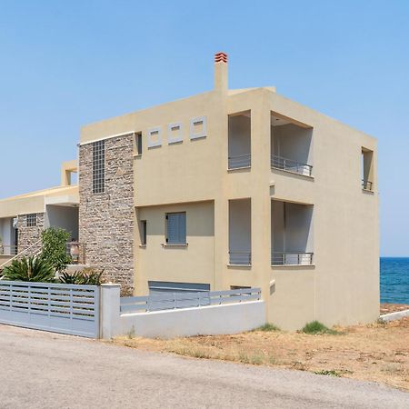 Spacious Beachfront Maisonettes With Stunning Views & A Private Beach Monemvasía Exterior foto