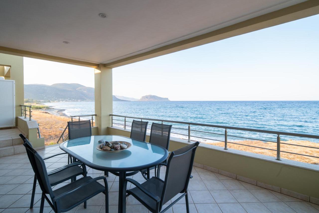 Spacious Beachfront Maisonettes With Stunning Views & A Private Beach Monemvasía Exterior foto