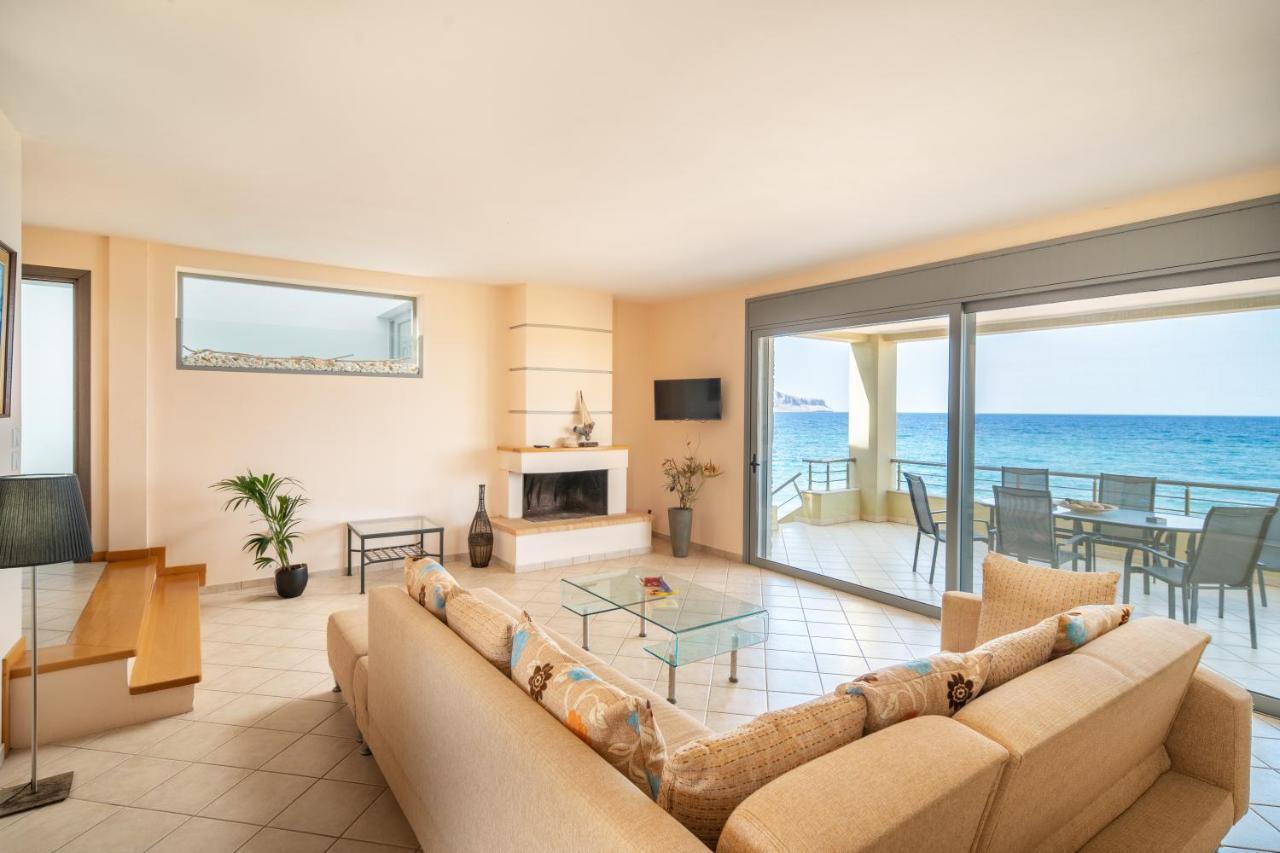 Spacious Beachfront Maisonettes With Stunning Views & A Private Beach Monemvasía Exterior foto