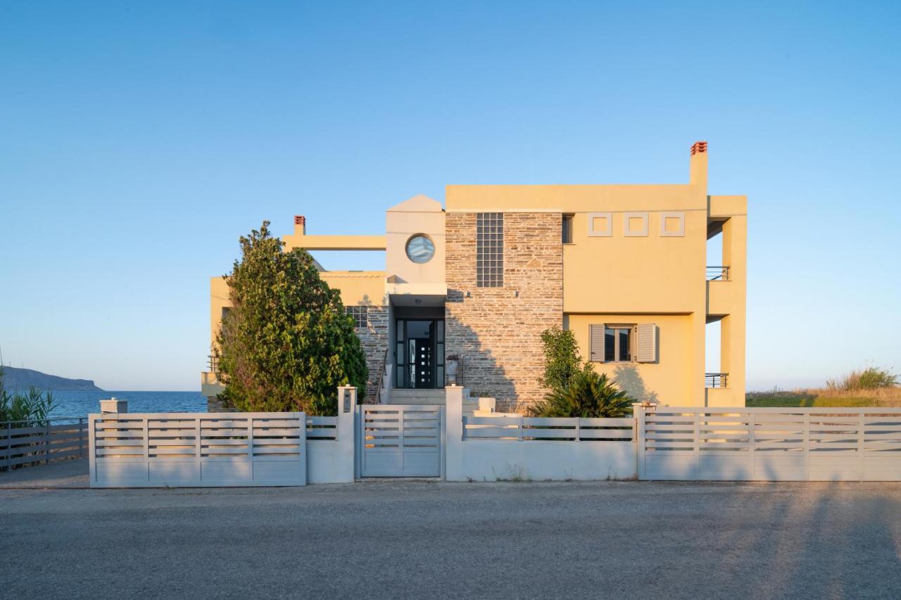 Spacious Beachfront Maisonettes With Stunning Views & A Private Beach Monemvasía Exterior foto